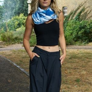 Blue tie-dye infinity scarf
